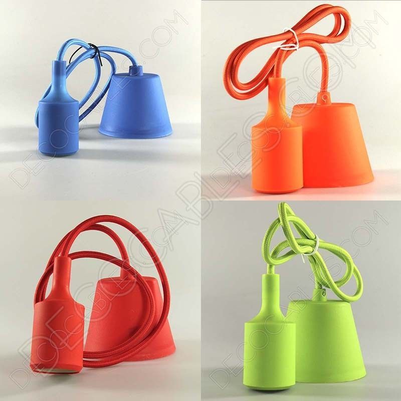 Lámparas colgantes de silicona en suspensión con cable textil a juego en varios colores Lámparas colgantes de silicona en suspensión con cable textil a juego en varios colores