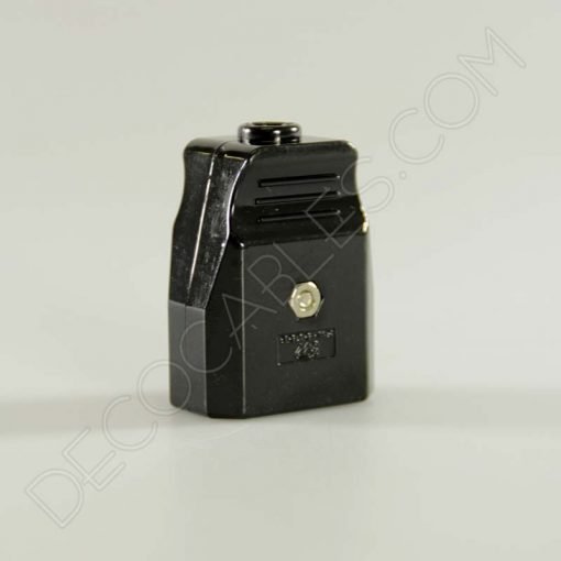 Clavija hembra negra