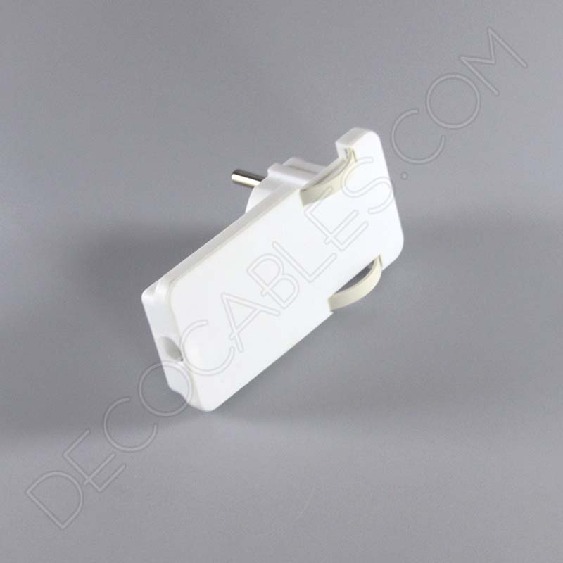 Clavija plana blanca con toma de tierra especial para detrás de los muebles Clavija plana blanca con toma de tierra especial para detrás de los muebles