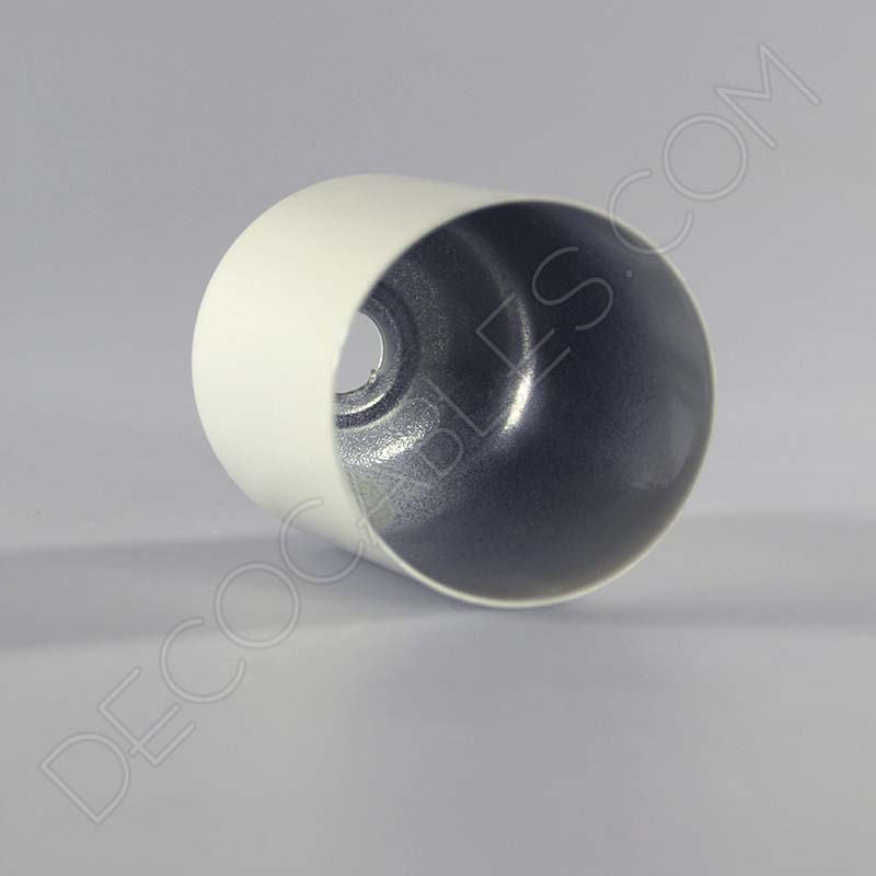 Cubre portalamparas exterior metálico decorativo en color blanco Cubre portalamparas exterior metálico decorativo en color blanco