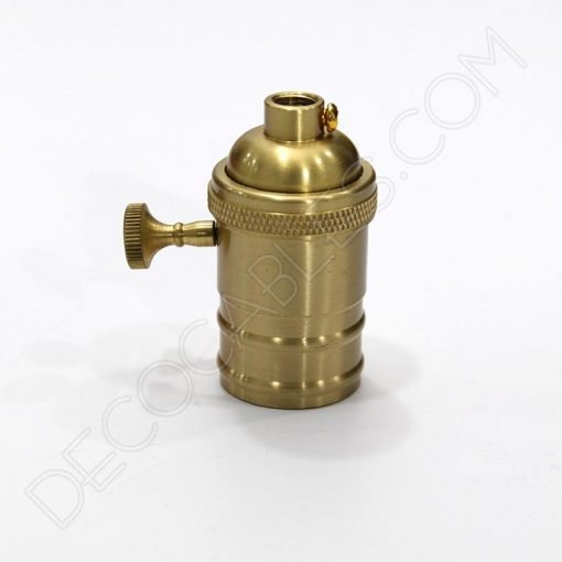 Portalámparas vintage metálico con interruptor 16 Portalámparas estilo vintage con interruptor en color dorado