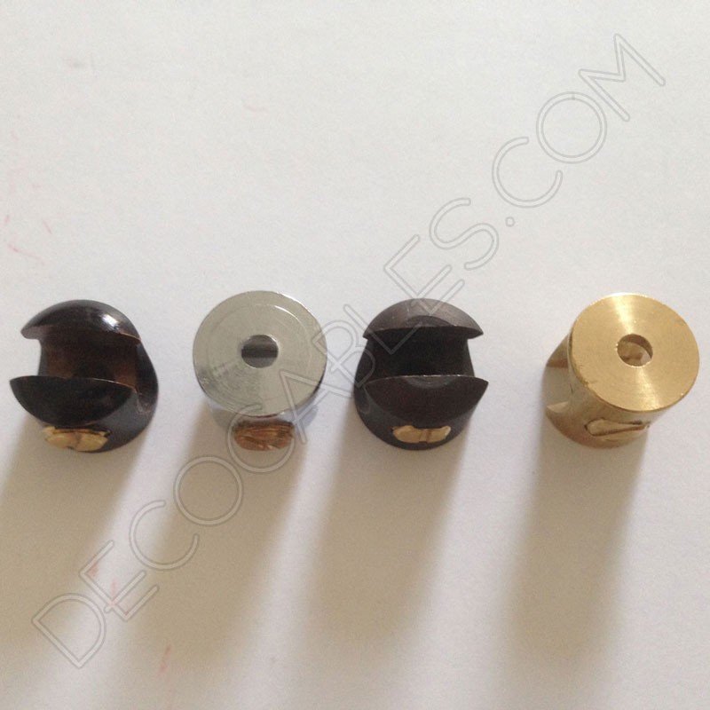 Sujeción metálica para cables de varios colores Sujeción metálica para cables de varios colores