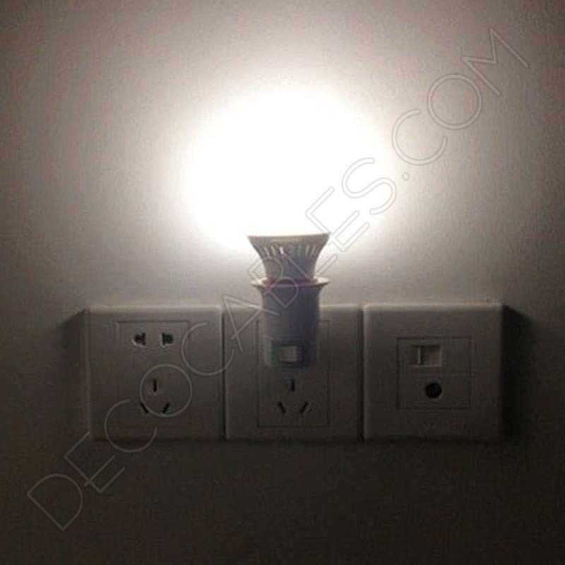 Portalámparas con interruptor y clavija fija Portalámparas con interruptor y clavija fija