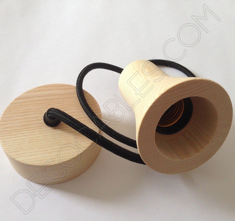 Lámpara colgante en madera con cable textil modelo foco Lámpara colgante en madera con cable textil modelo foco