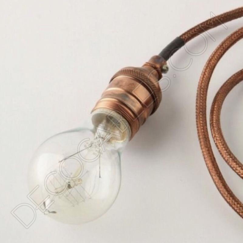 Cable eléctrico metálico en color cobre Cable eléctrico metálico en color cobre