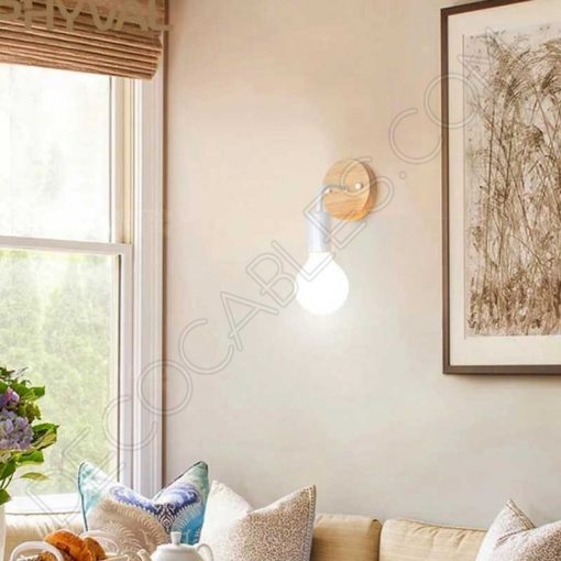 Lámpara aplique de pared en metal y madera