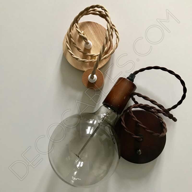 Lámpara colgante de madera de haya y cable trenzado Lámpara colgante de madera de haya y cable trenzado