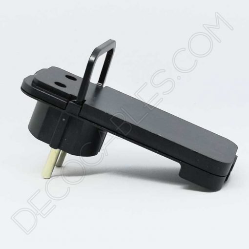 Clavija bipolar extraplana negra con toma de tierra para detrás de los muebles