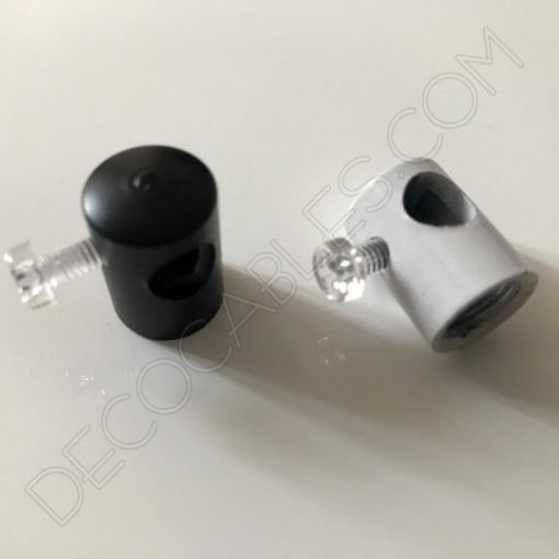 Sujeción metálica para cable con presa cables