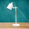 Lámpara flexo de escritorio estilo nórdico modelo Bergen 6 Flexo de estilo nórdico contemporáneo en color blanco modelo Bergen 1xE27