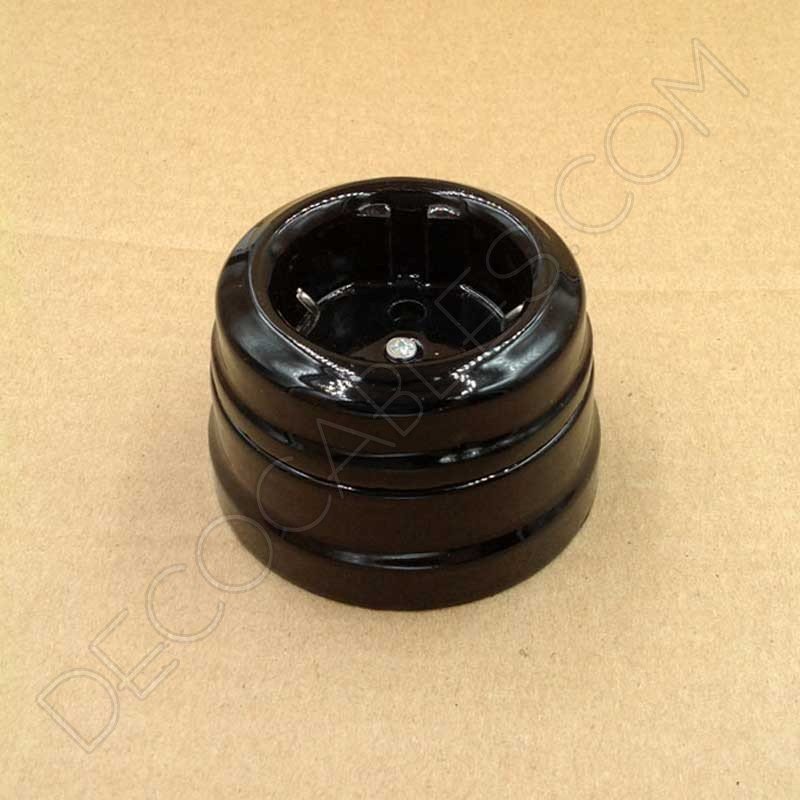 Enchufe-de-porcelana-vintage-con-toma-de-tierra-03 Enchufe de porcelana Vintage con toma de tierra 3